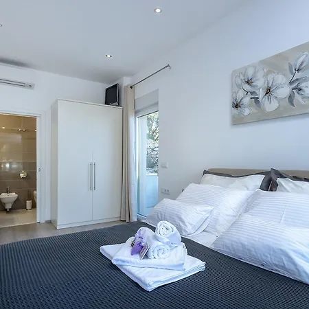 Moderna Family Friendly Vila