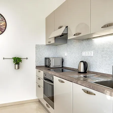 Moderna Family Friendly Vila