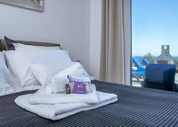 Villa Moderna Family Friendly Hvar Town