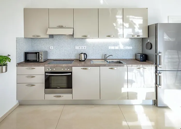 Moderna Family Friendly * Hvar Town