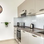 Moderna Family Friendly Villa