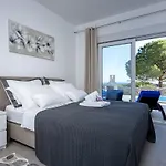 Moderna Family Friendly