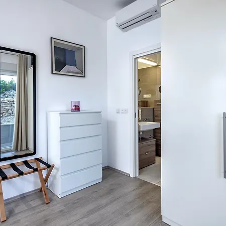 Moderna Family Friendly Villa