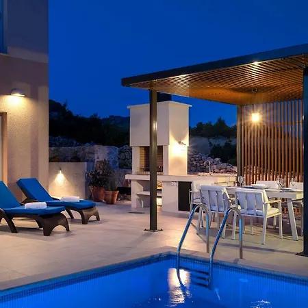 Moderna Family Friendly *