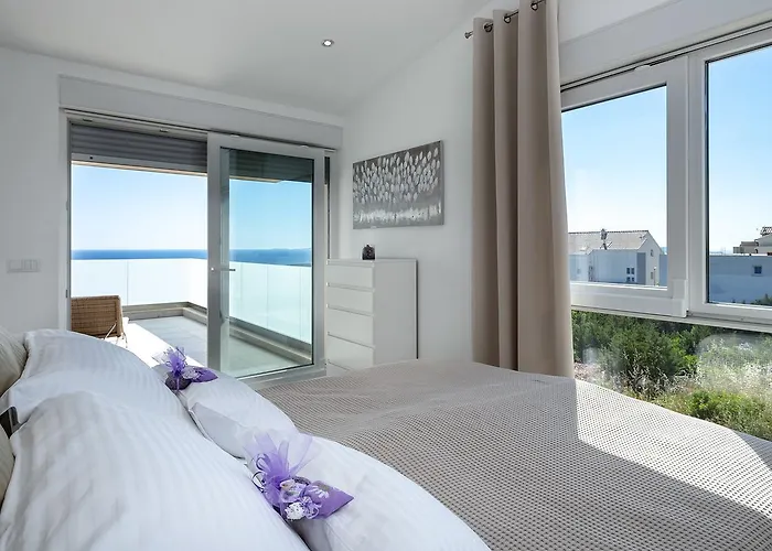 Moderna Family Friendly Villa Hvar Town