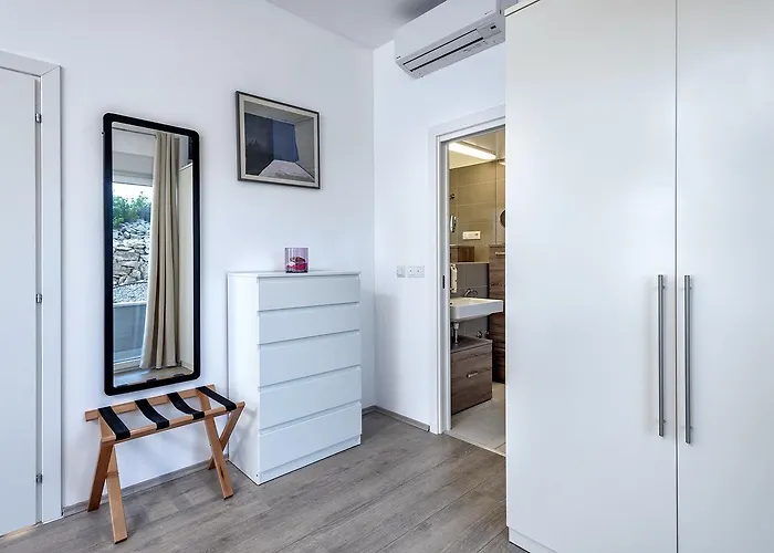 Moderna Family Friendly Villa