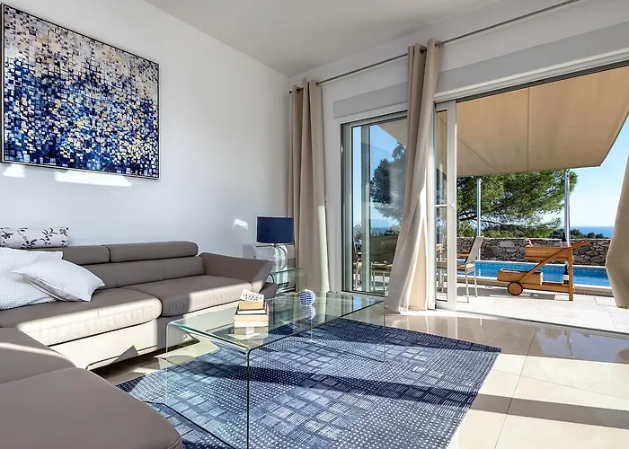 Moderna Family Friendly *